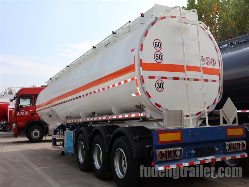 3 Axles 45000 litres oil tanker trailer (1)
