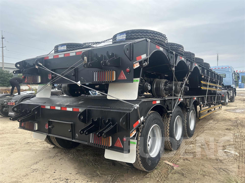 Two 3 Axles Low-Bed Trailers Shipped to Mali (1)