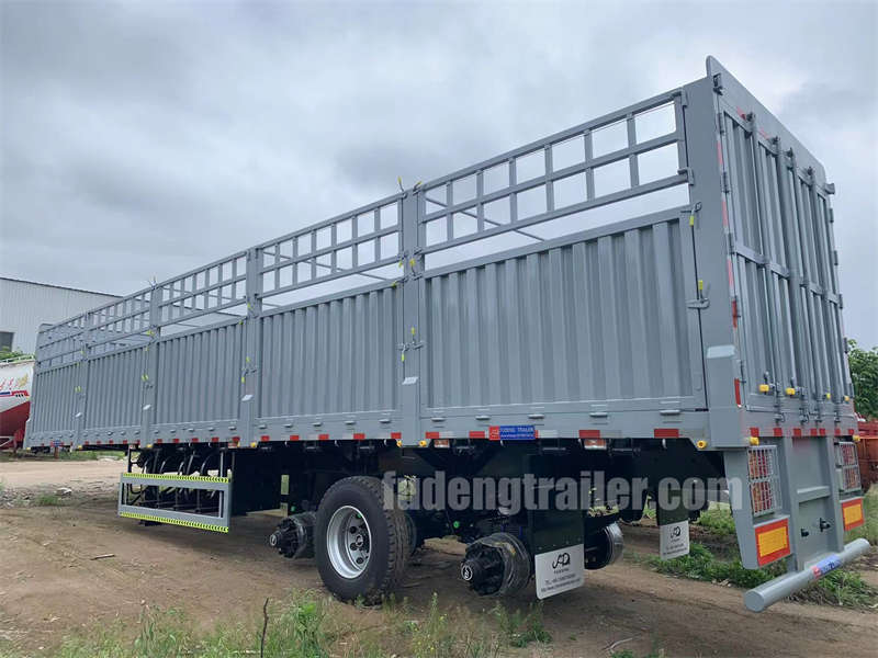 3 axles fence cargo trailer02