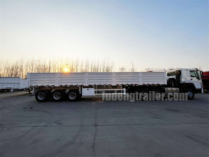 Trailer Triaxle With Boards