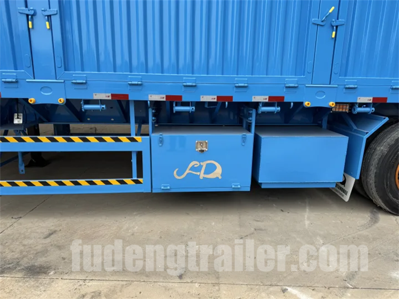 3 Axles Standard sidewall Semi-Trailer (1)